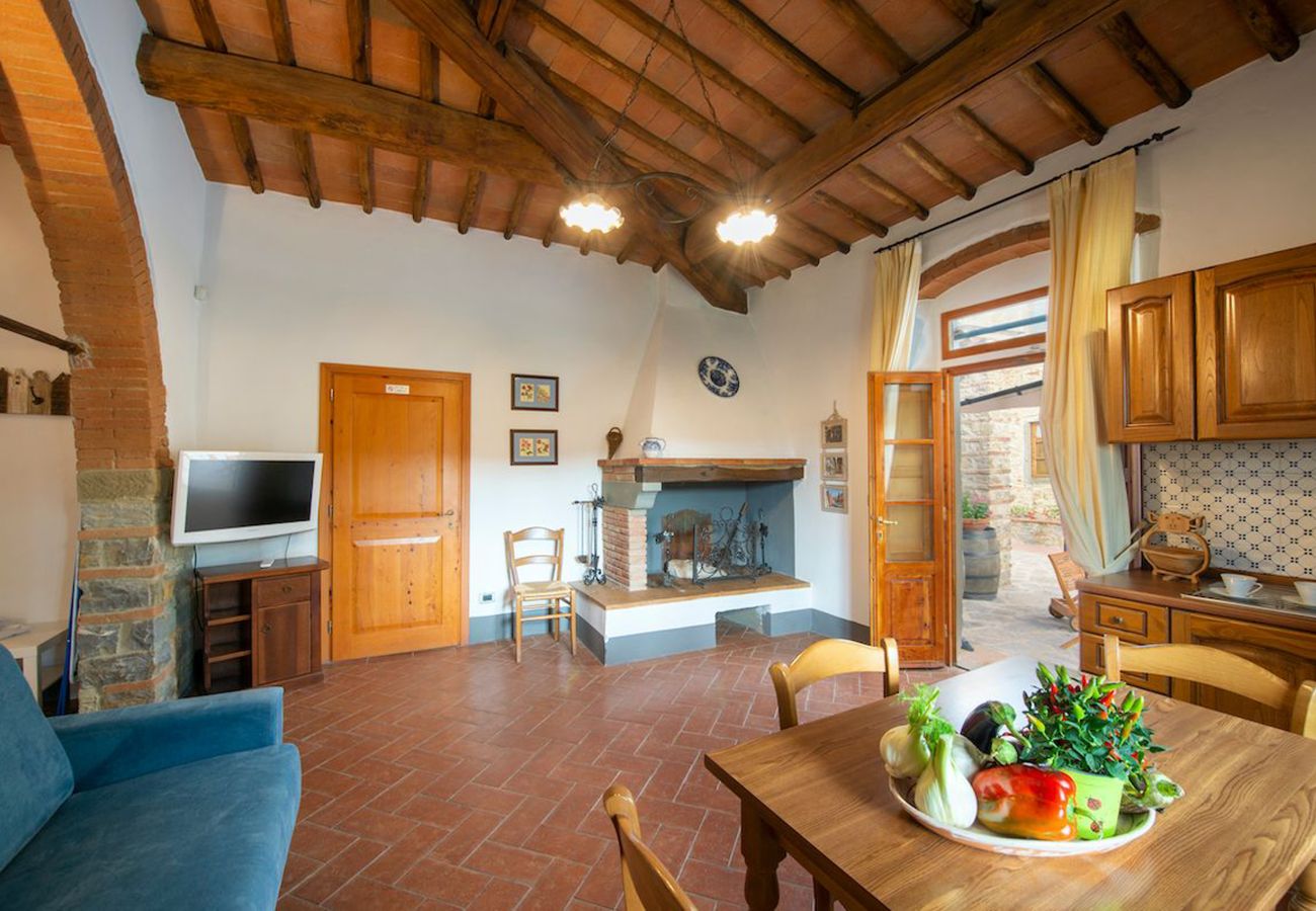 Villa a Greve in Chianti - AMORE RENTALS - Villa Il Casello con Piscina, SPA, Ideale per Gruppi