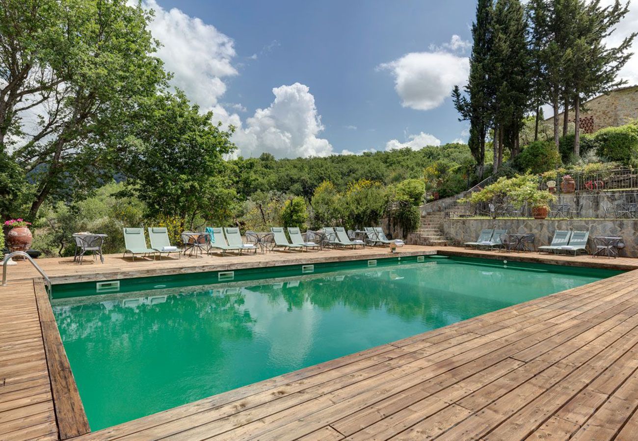 Villa a Greve in Chianti - AMORE RENTALS - Villa Il Casello con Piscina, SPA, Ideale per Gruppi