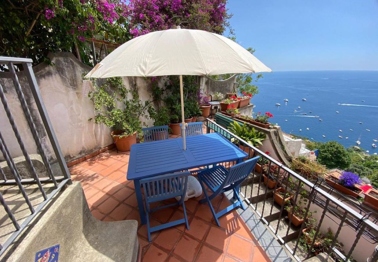 Casa a Positano - AMORE RENTALS - Casa Laura con Terrazza Vista Mare