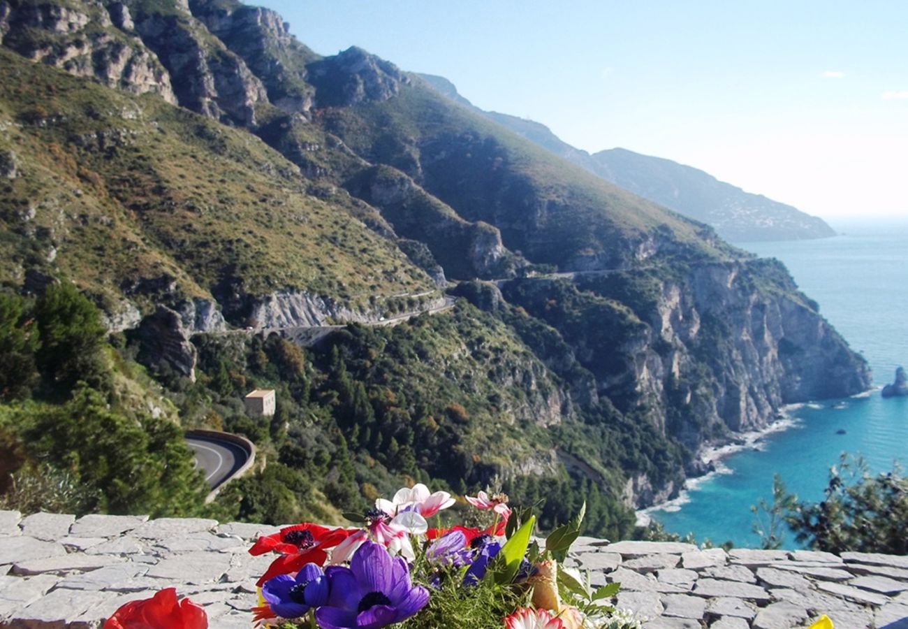 Casa a Positano - AMORE RENTALS - Villa Vanessa con Piscina Privata e Vista Mare