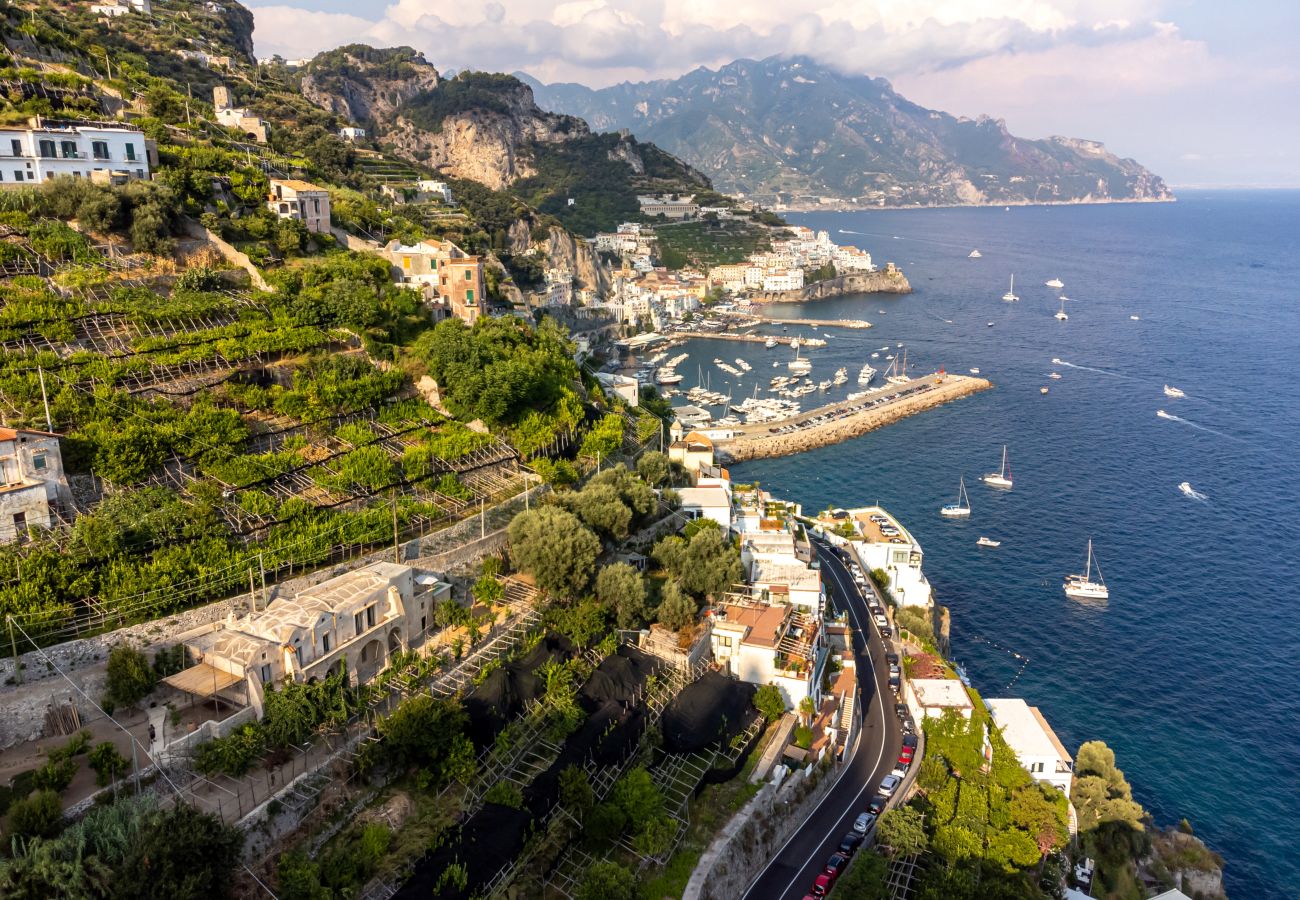 Villa a Amalfi - AMORE RENTALS - Villa Margherita con Vista Mare e Piscina