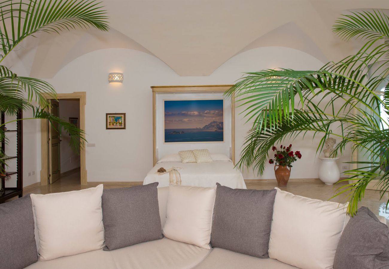 Villa a Positano - AMORE RENTALS - Villa Demetra con Vista Mare e Terrazzo Privato