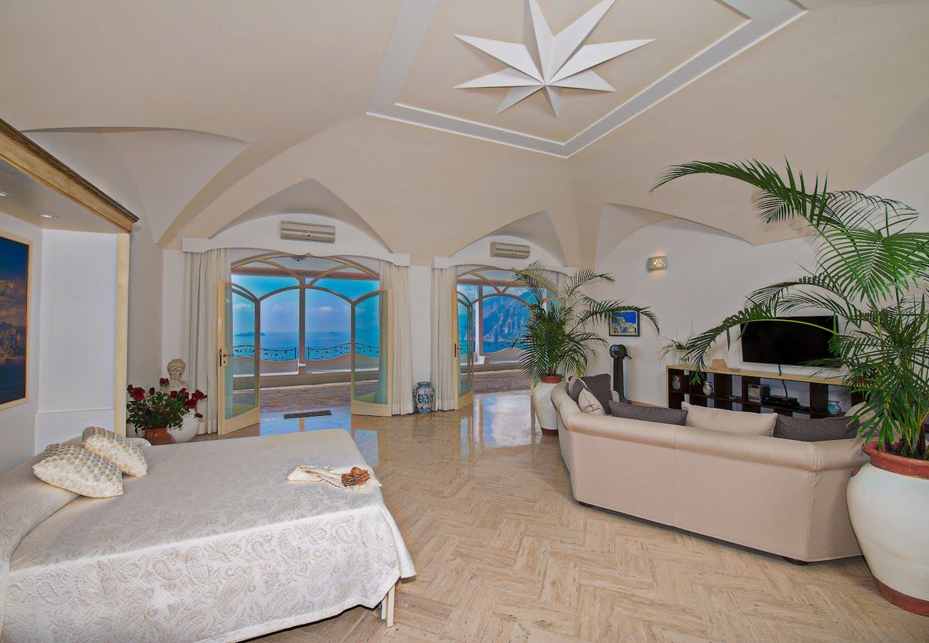 Villa a Positano - AMORE RENTALS - Villa Demetra con Vista Mare e Terrazzo Privato