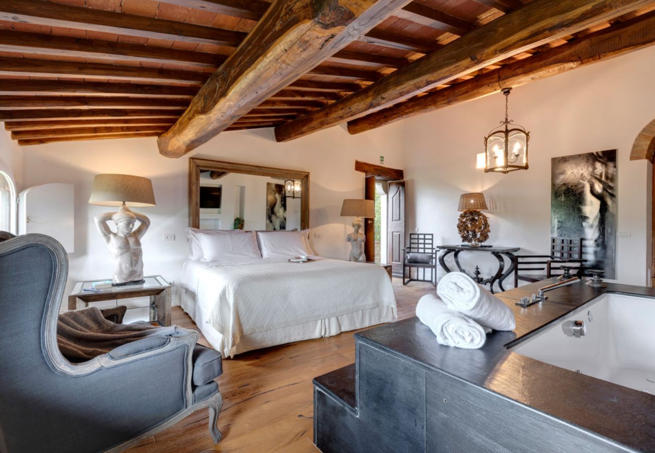 Residence in Panzano - Ville La Marcellina with Private Pools, Garden, Terraces, Ideal for Weddings