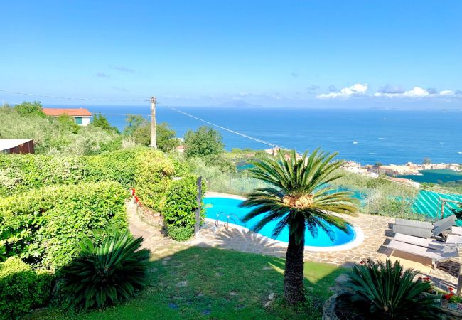 Villa/Dettached house in Massa Lubrense - AMORE RENTALS - Villa Stone on the Sea with Private Pool and Garden