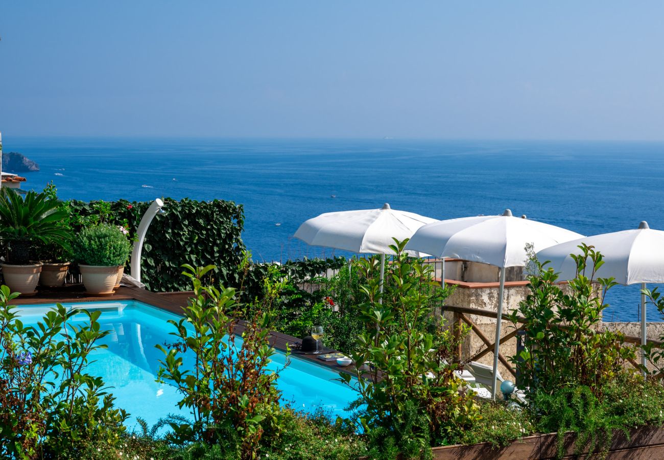 Villa in Praiano - AMORE RENTALS - Villa Mare Blu with Internal Heated Pool, Sea View and Breakfast