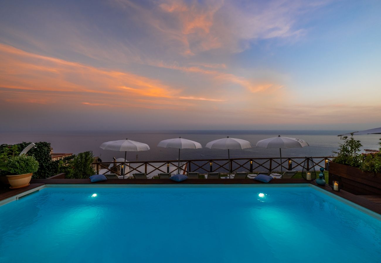 Villa in Praiano - AMORE RENTALS - Villa Mare Blu with Internal Heated Pool, Sea View and Breakfast