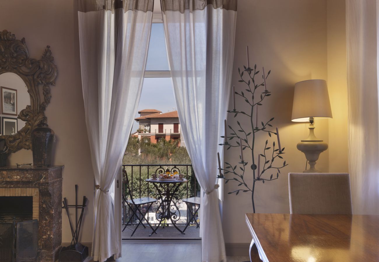 Apartment in Sorrento - AMORE RENTALS - Maison De Charme with Terraces