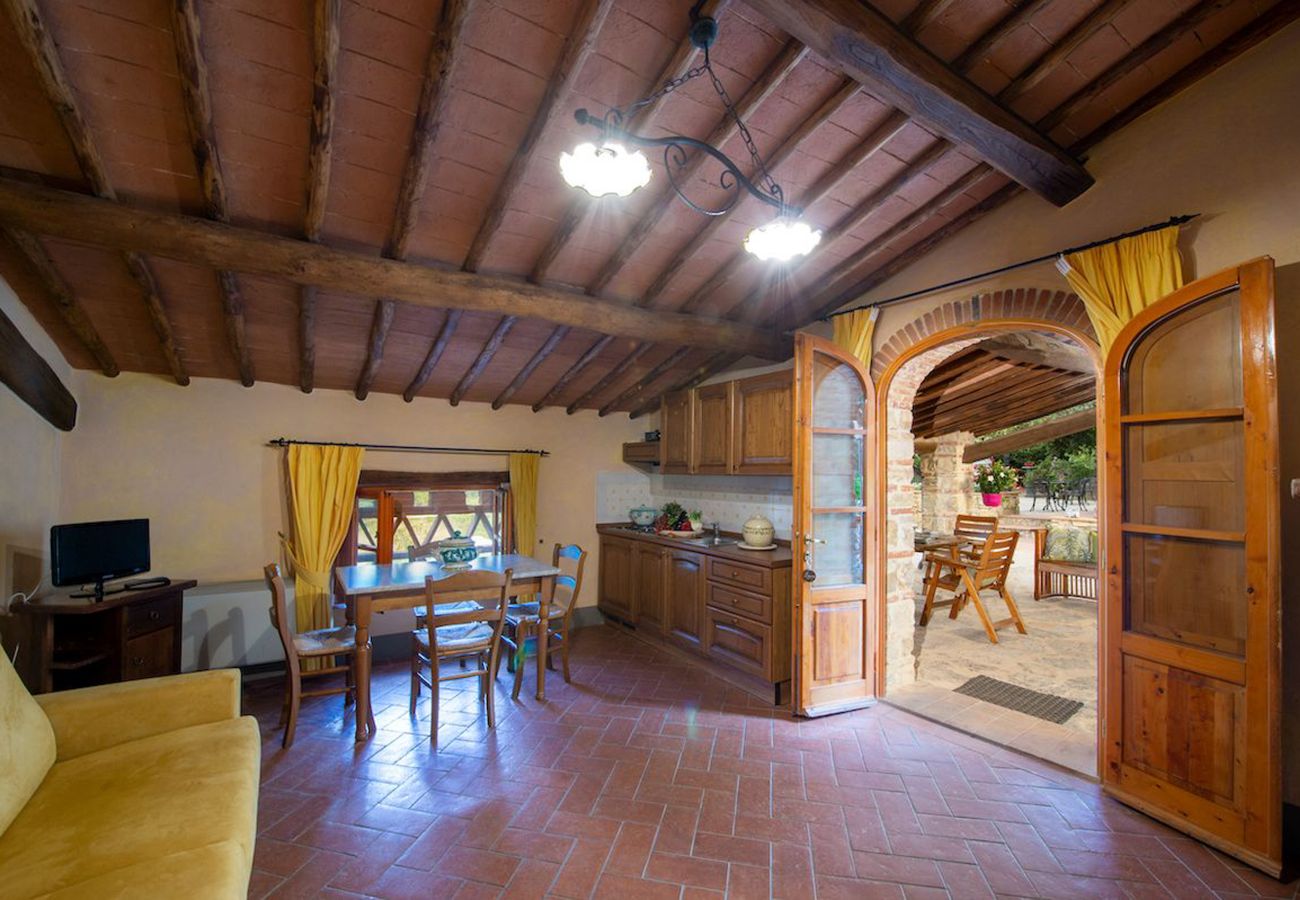 Villa in Greve in Chianti - AMORE RENTALS - Villa Il Casello with Swimming Pool, SPA, Ideal for Groups