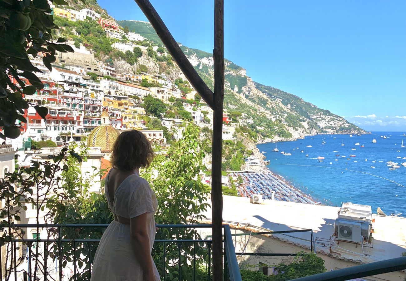 House in Positano - AMORE RENTALS - Casa Vira with Sea View, a Few Steps Away from the Beach