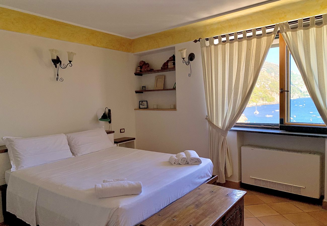 House in Positano - AMORE RENTALS - Casa Vira with Sea View, a Few Steps Away from the Beach