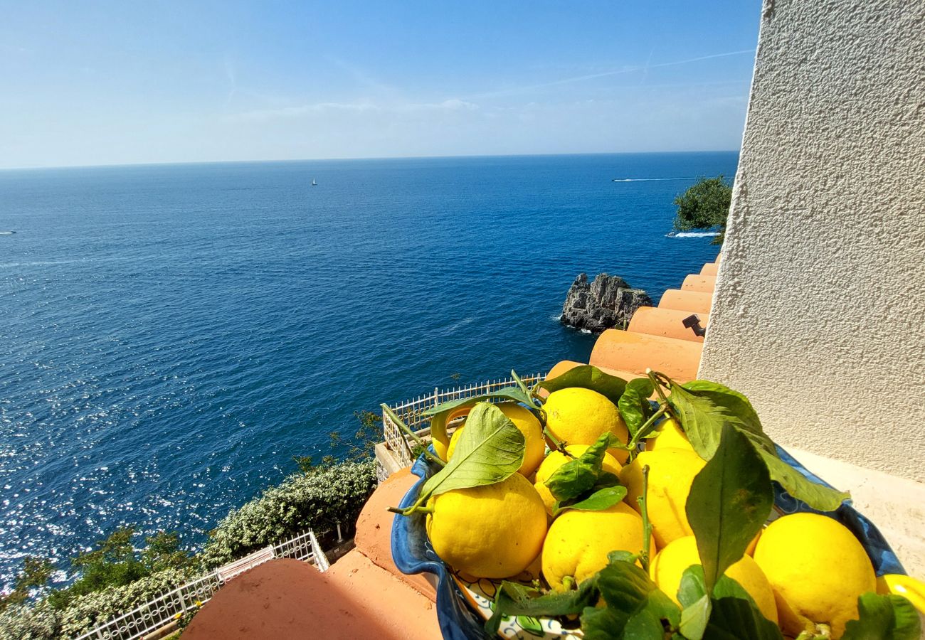 House in Praiano - AMORE RENTALS - Casa Gianna with Sea View and Direct Access to the Sea