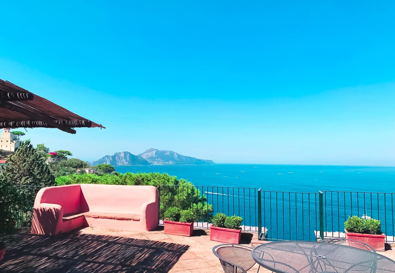 Villa in Massa Lubrense - AMORE RENTALS - Villa Punta San Lorenzo with Terraces and Sea View