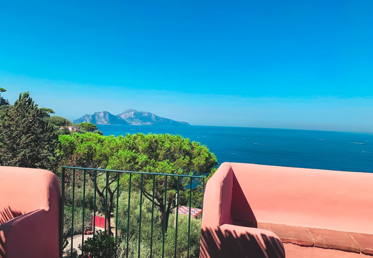 Villa in Massa Lubrense - AMORE RENTALS - Villa Punta San Lorenzo with Terraces and Sea View