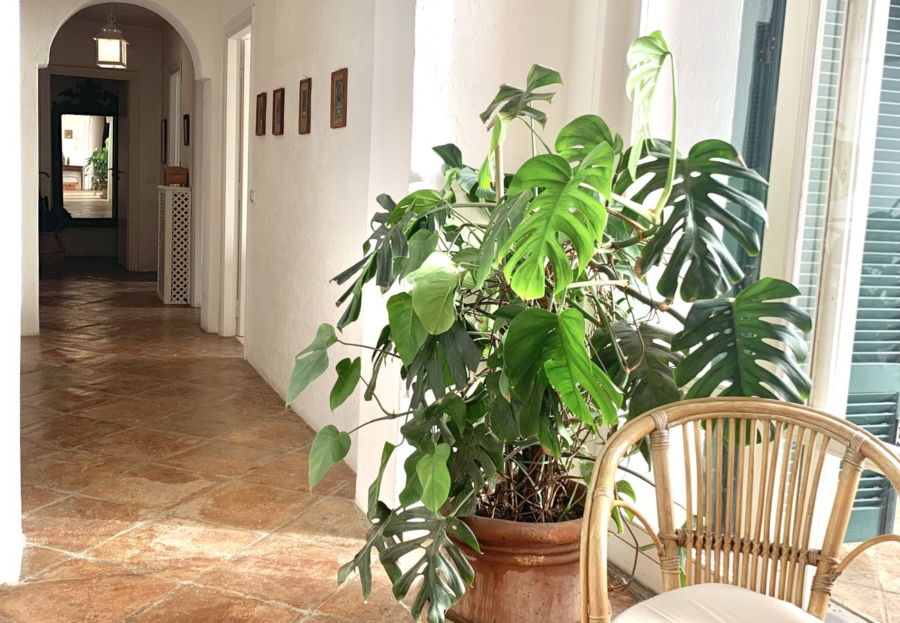 Villa in Massa Lubrense - AMORE RENTALS - Villa Punta San Lorenzo with Terraces and Sea View