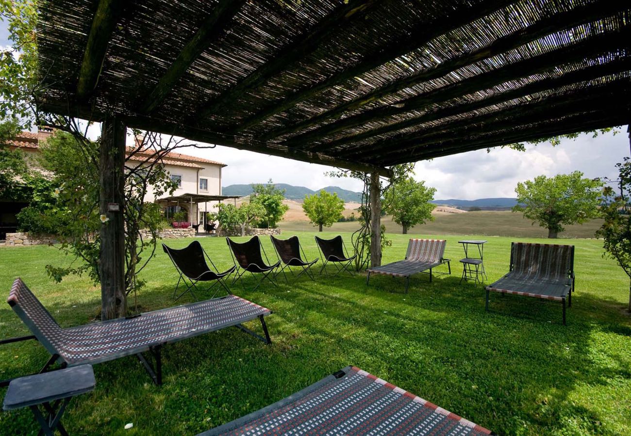 Villa in Sarteano - AMORE RENTALS - Villa Olimpia with Pool, Garden, Ideal for Weddings